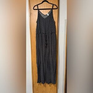 Ava & Viv Black Geometric Sleeveless Jumpsuit